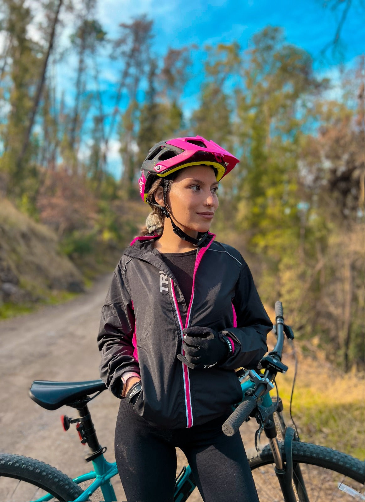 CORTAVIENTO TRIP BLACK/PINK