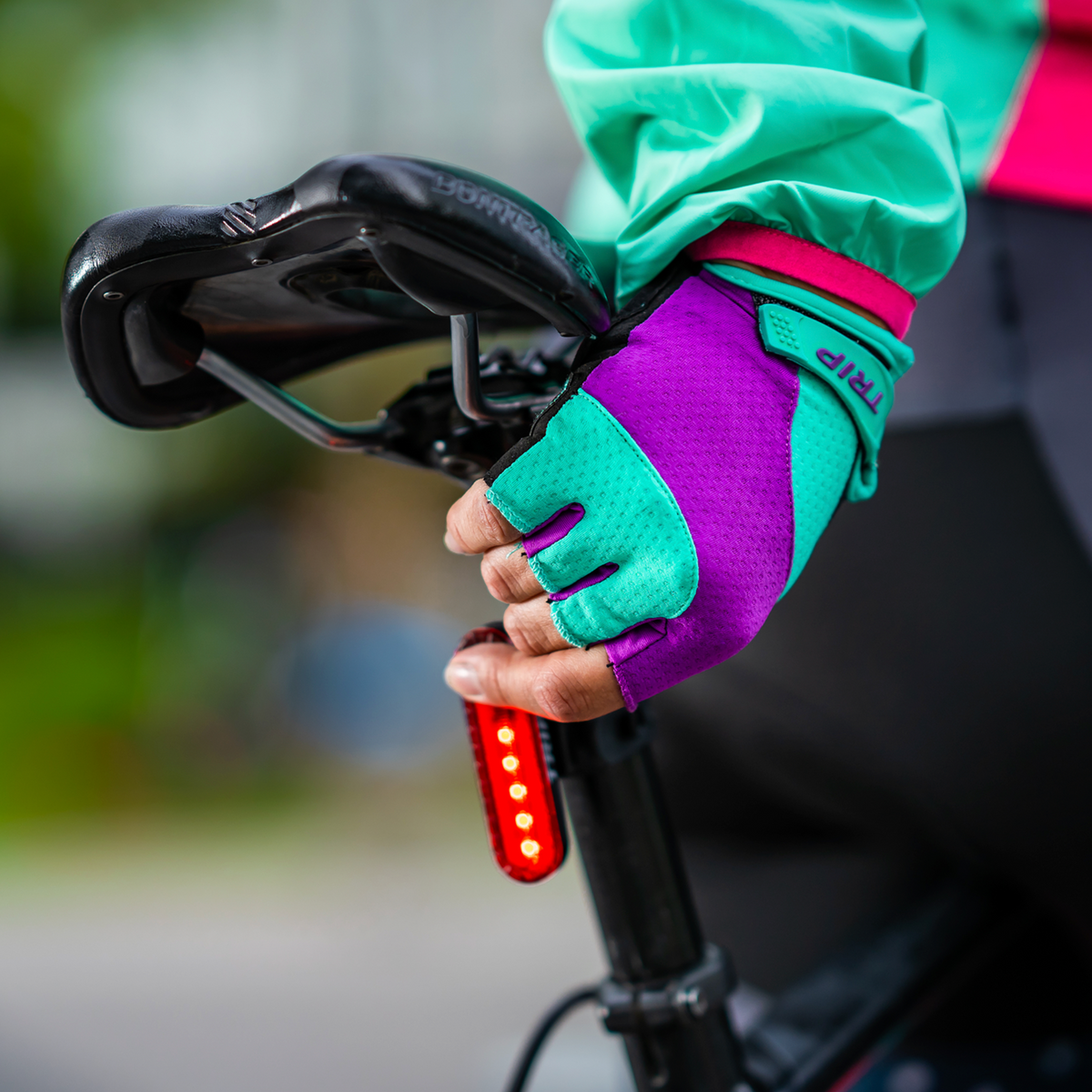 GUANTE CORTO TRIP PURPLE/BLUE