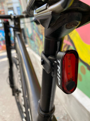 LUZ TRASERA USB TRIP ASTRO 20 LM