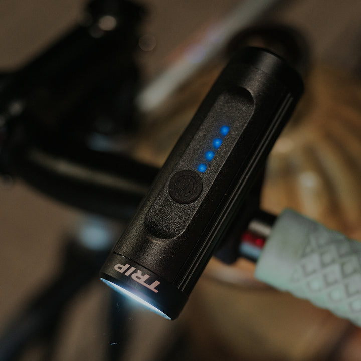 LUZ DELANTERA USB TRIP EXPLORER 700 LM