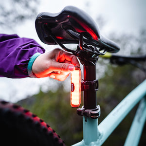 LUZ TRASERA USB TRIP RACE 50 LM